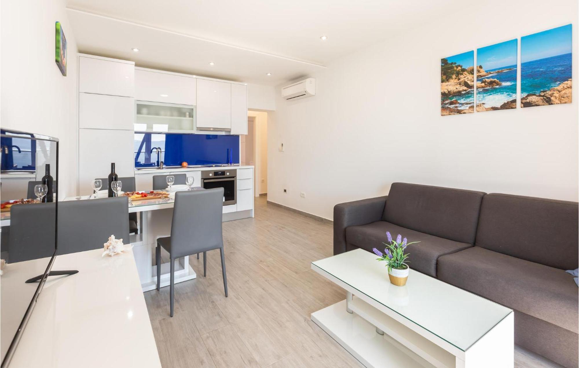 Amazing Apartment In Medici With Kitchen Kutleša 外观 照片