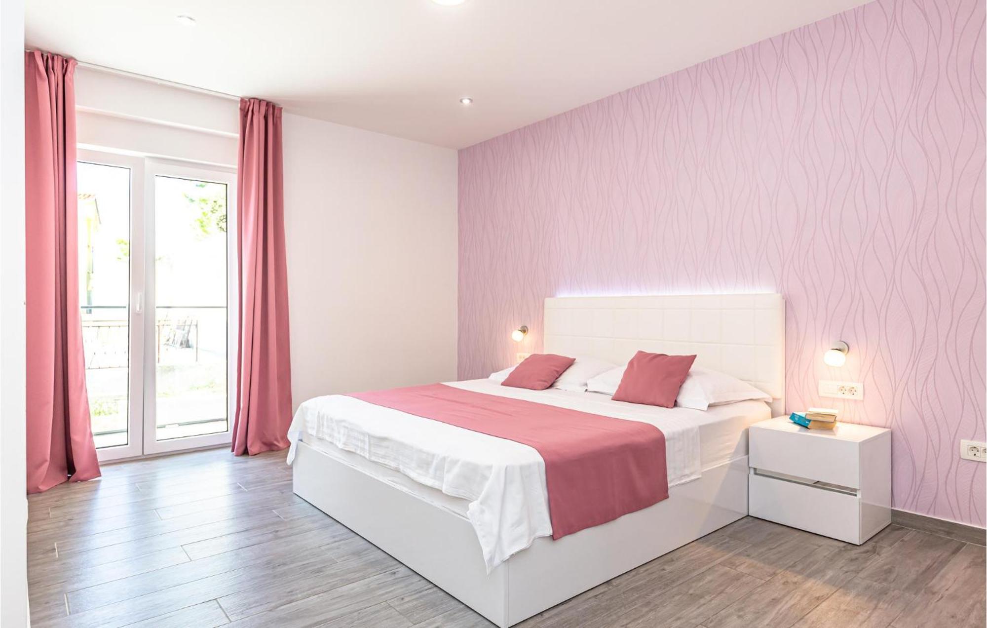 Amazing Apartment In Medici With Kitchen Kutleša 外观 照片